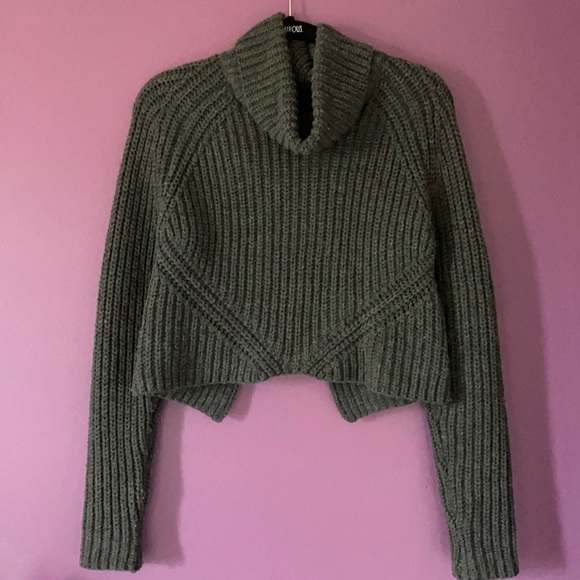 Wow Couture Sweater with open buckled back - Picture 2 of 4